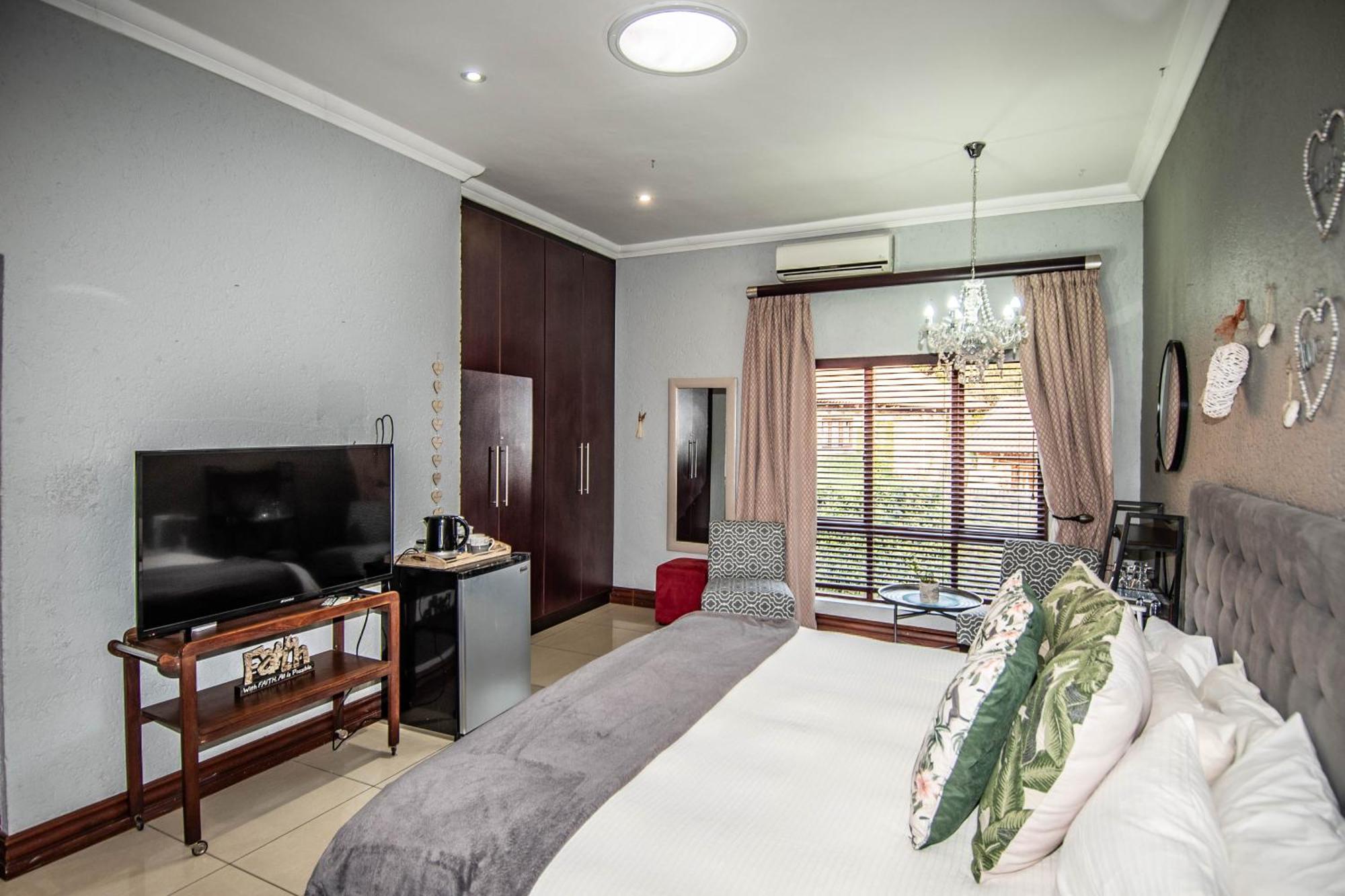 7 Saint Andrew Hotel White River Eksteriør billede